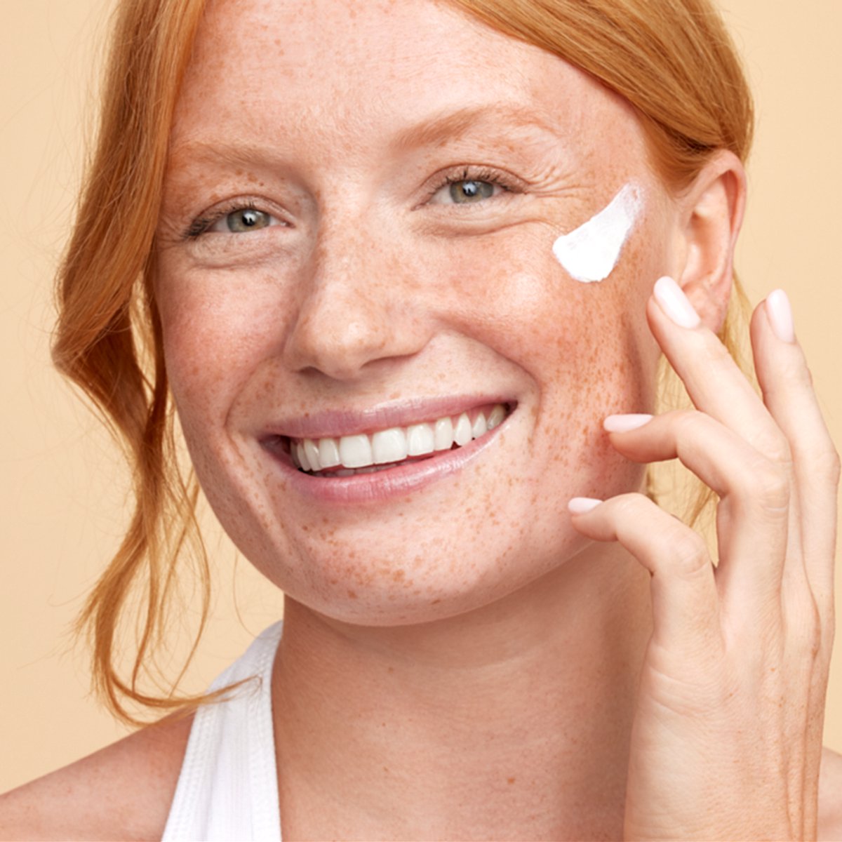 Biodermal Zonnebrand - Matterende Zonnefluïde voor het gezicht SPF 50 - 40ml - Voorkomt glimmen en puistjes